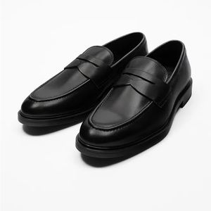 Zara Leather Loafers - Size 7 / 40
